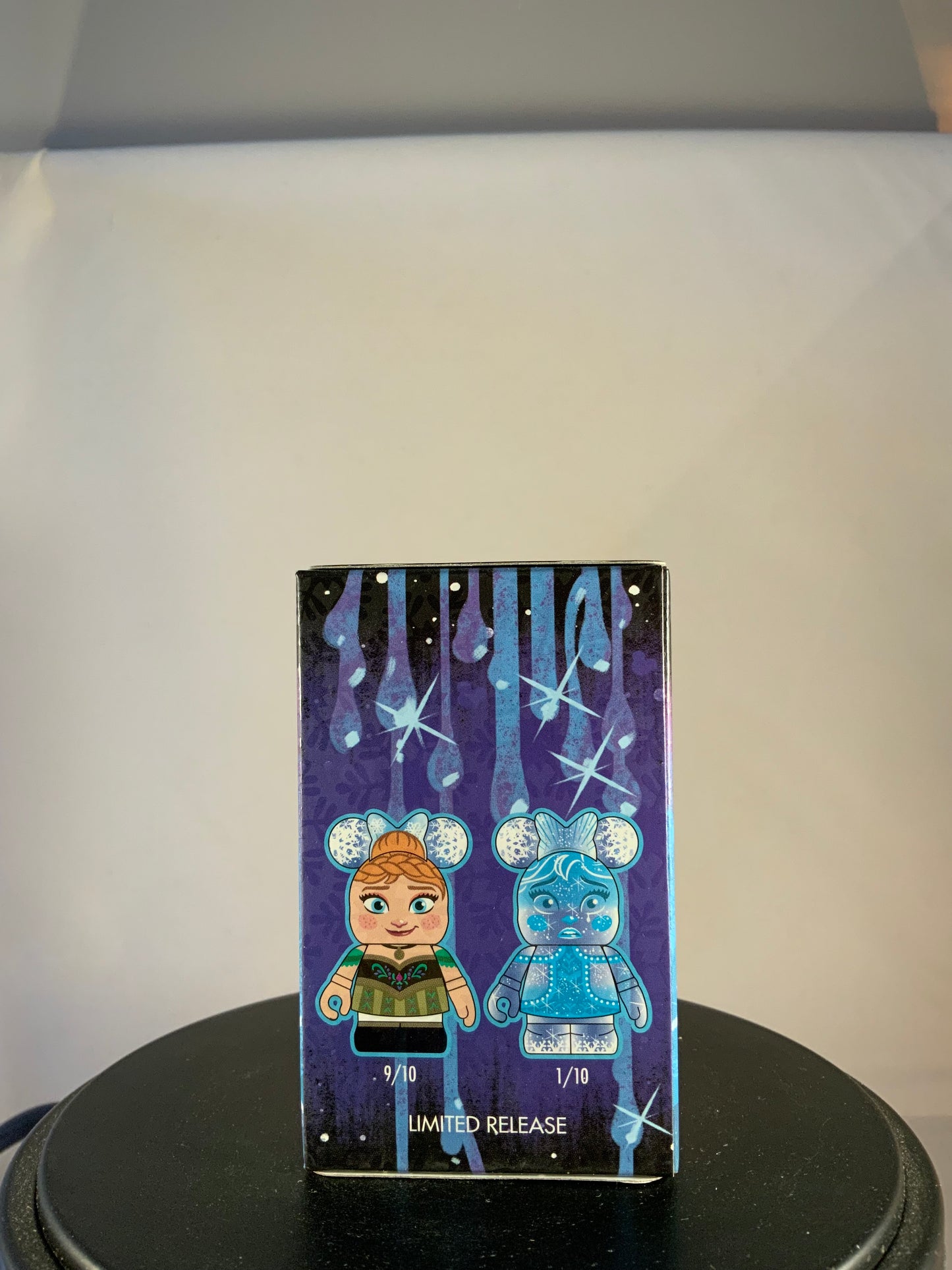 Disney Vinylmation: Frozen Eachez #1 (Anna)