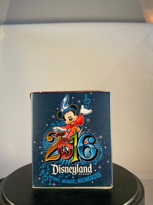 Disney Vinylmation: Walt Disneyland Resort 2016